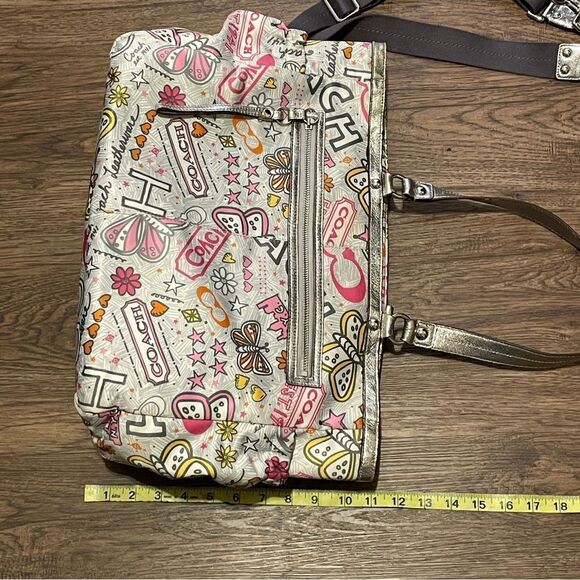 Coach Butterfly Bandana Graffiti Diaper Bag Metallic Silver Pink Yellow - Picture 16 of 17